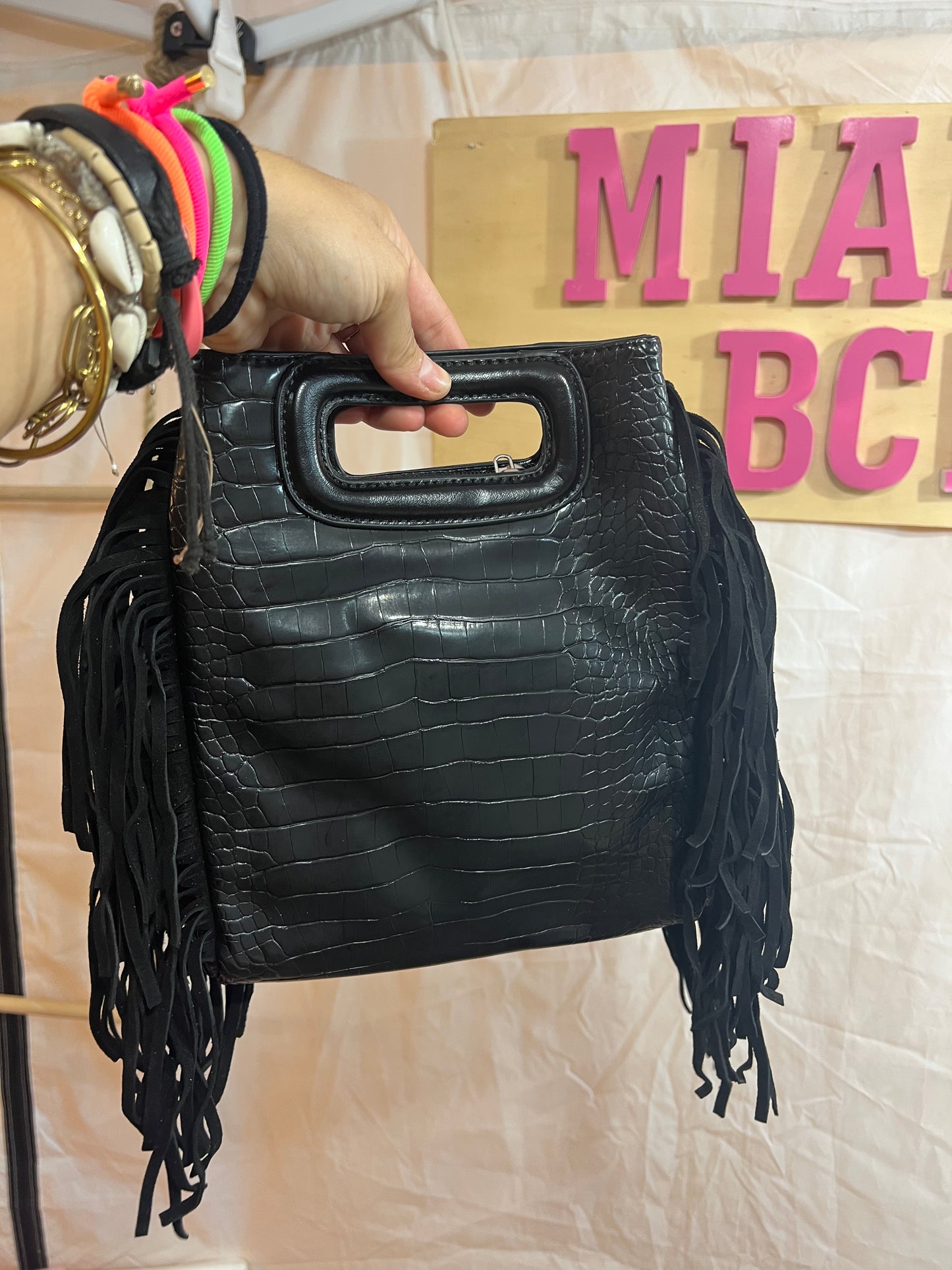 Bolso Flecos relieve