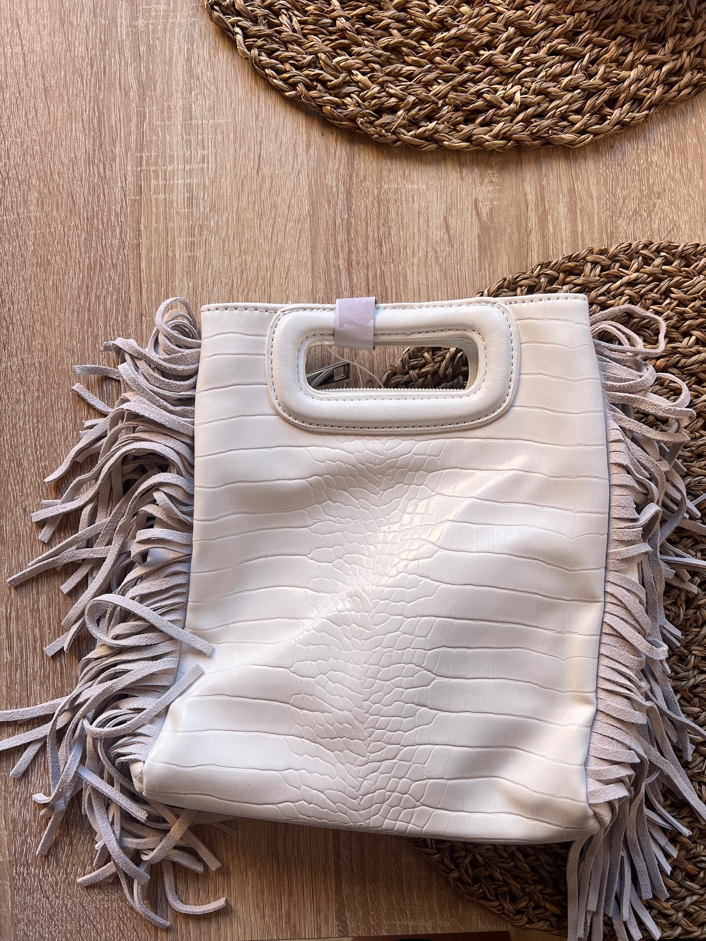 Bolso Flecos relieve