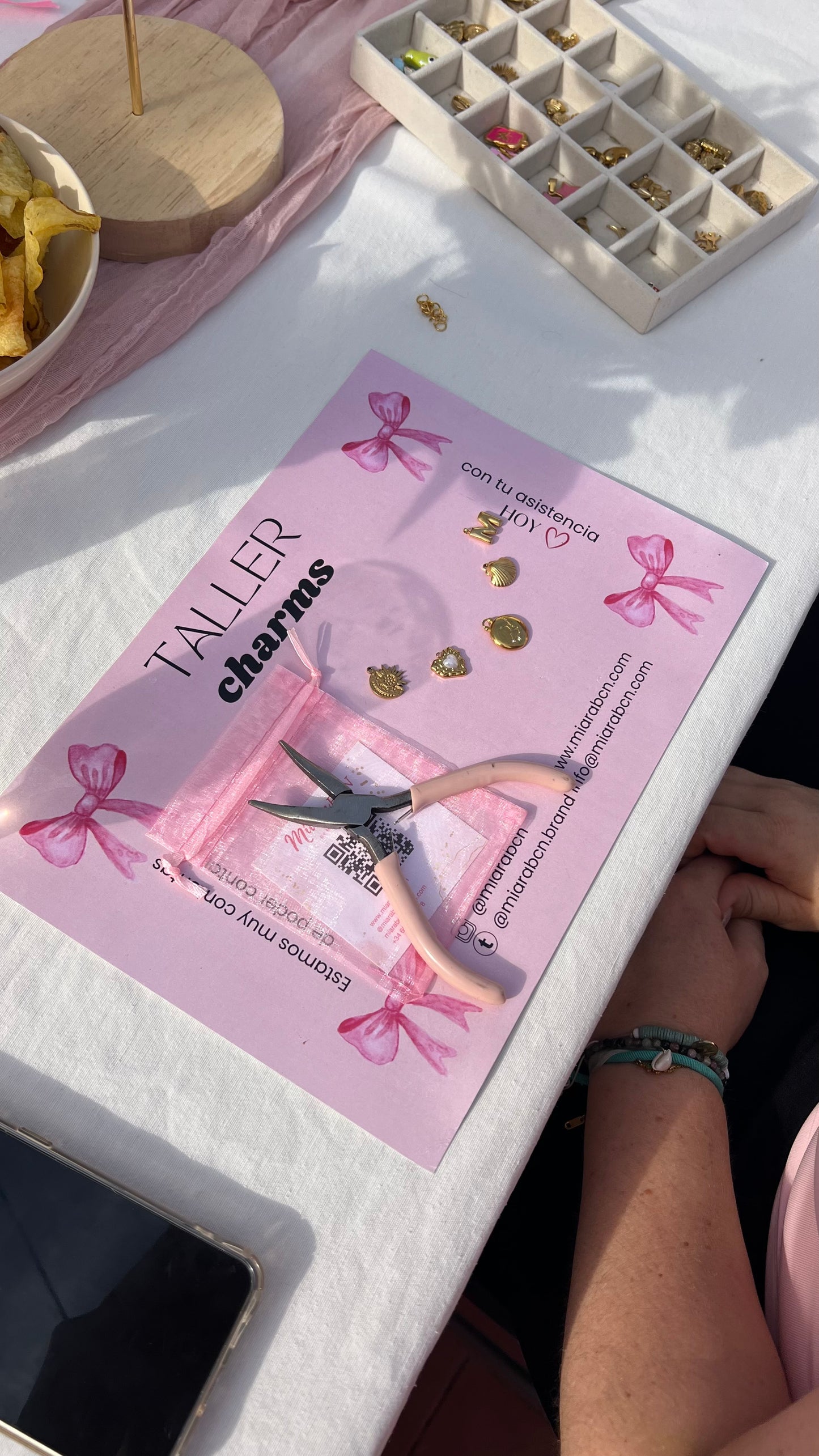 Taller Charms